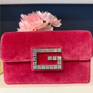 Gucci Broadway velvet clutch